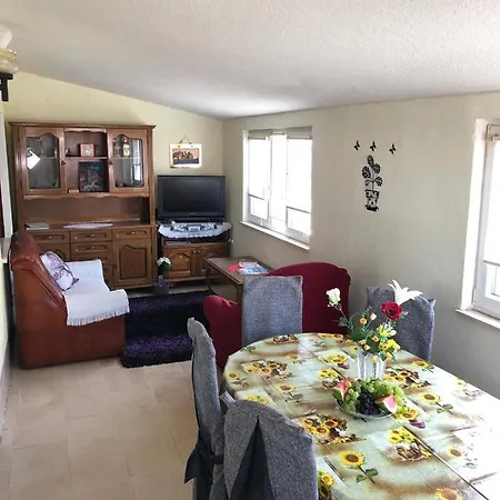 With Parking Space Rastici, Ciovo - 17276